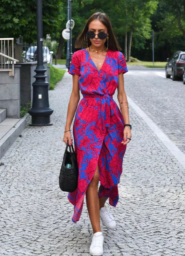 Linda | Stylowe sukienki w kwity na każdą okazję