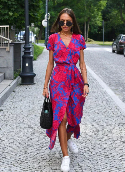 Linda | Stylowe sukienki w kwity na każdą okazję