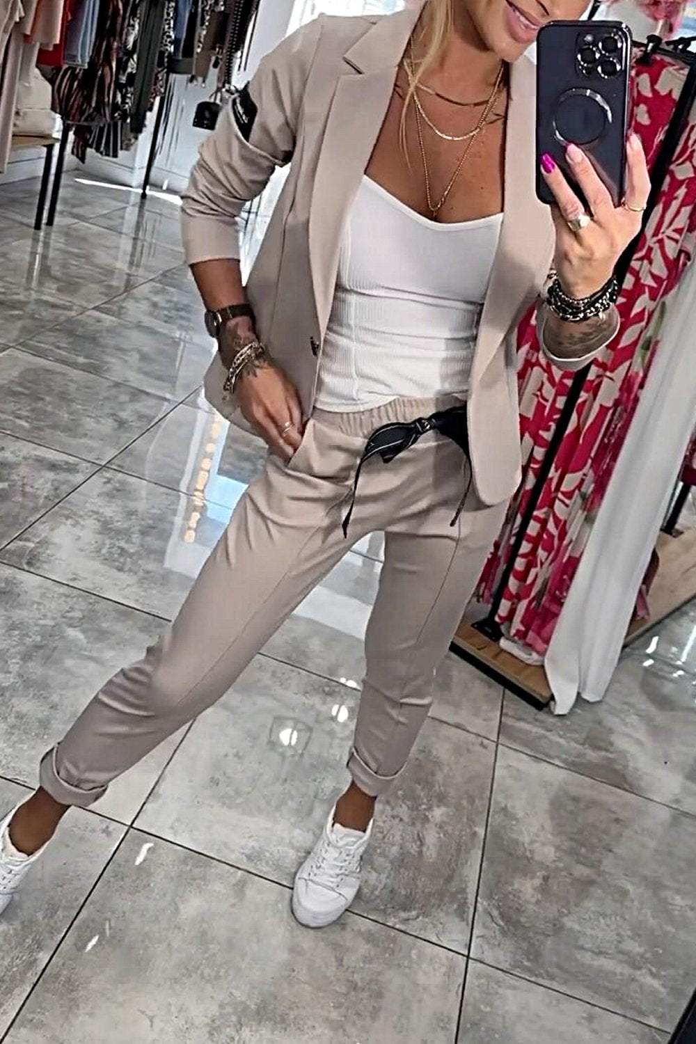 Moxi | Dwuczęściowy damski zestaw top z kurtką i gumą